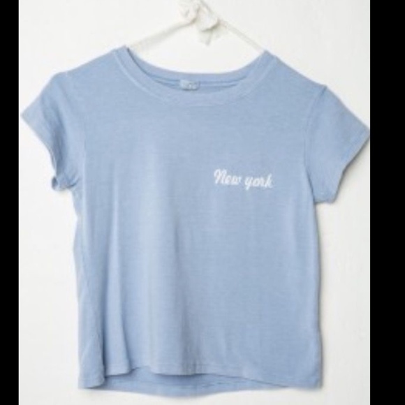 Brandy Melville “New York” Graphic Cropped Tee - Soft Gray Casual Top Baby Tee - Picture 1 of 9